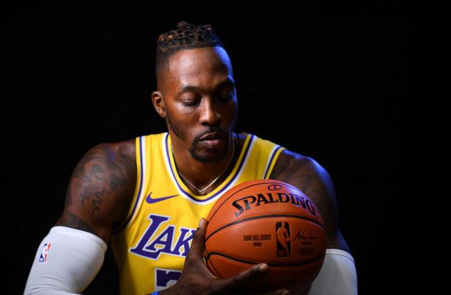 一人牵制宽